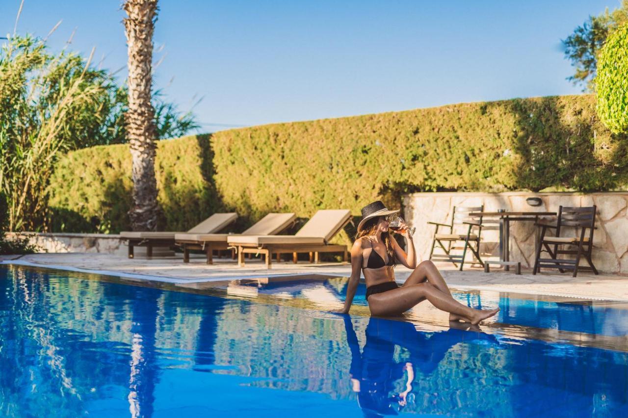 Oceanides Luxury Apartments Sitia  Buitenkant foto
