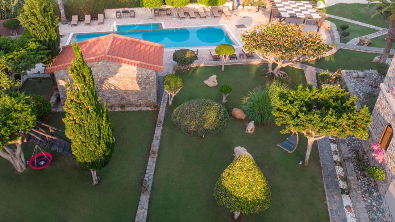 Oceanides Luxury Apartments Sitia  Buitenkant foto