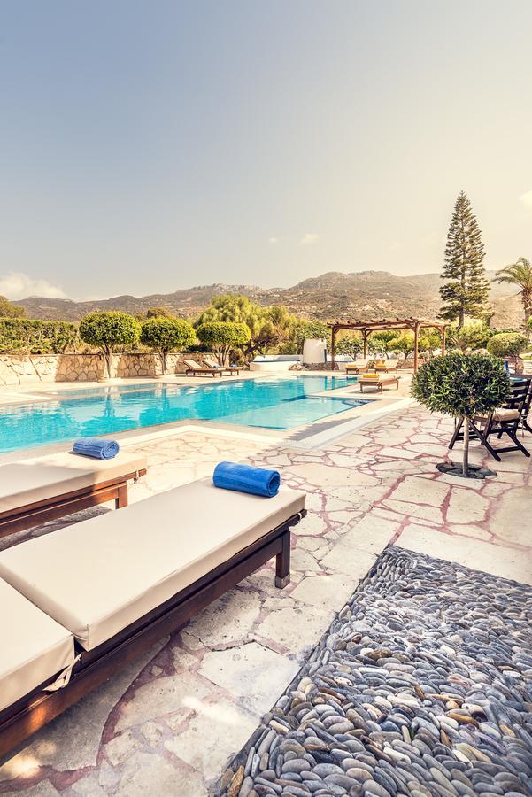 Oceanides Luxury Apartments Sitia  Buitenkant foto